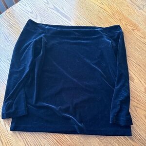Black velvet 3/4 sleeve off shoulder top